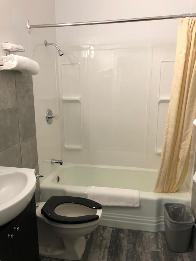 Royal Hotel فلين فلون المظهر الخارجي الصورة